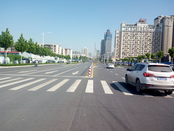 拦路电杆全拆除 桐柏南路变通途--桐柏南路（航海路-长江路）电力入地工程顺利完成